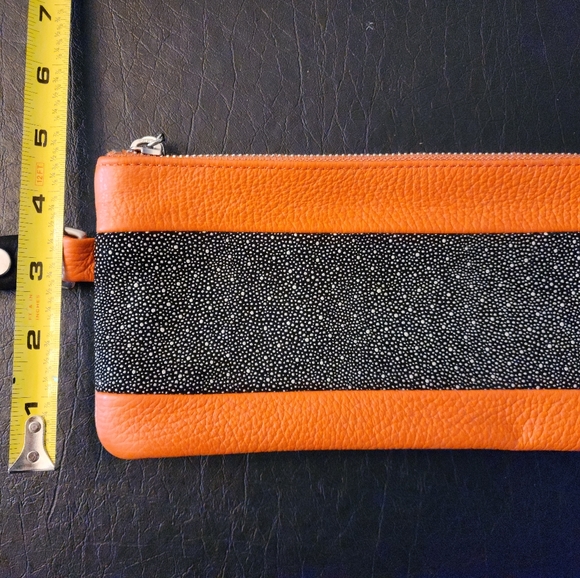 Laudi Vidni Wristlet - Picture 9 of 13